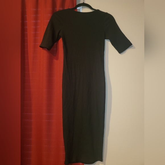 Classy black dress - Picture 6 of 9